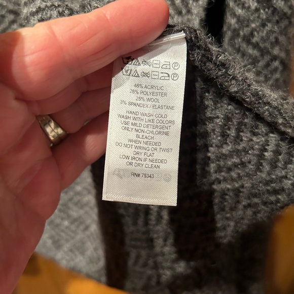 Ellen Tracy Gray Textured Cardigan - Picture 4 of 4